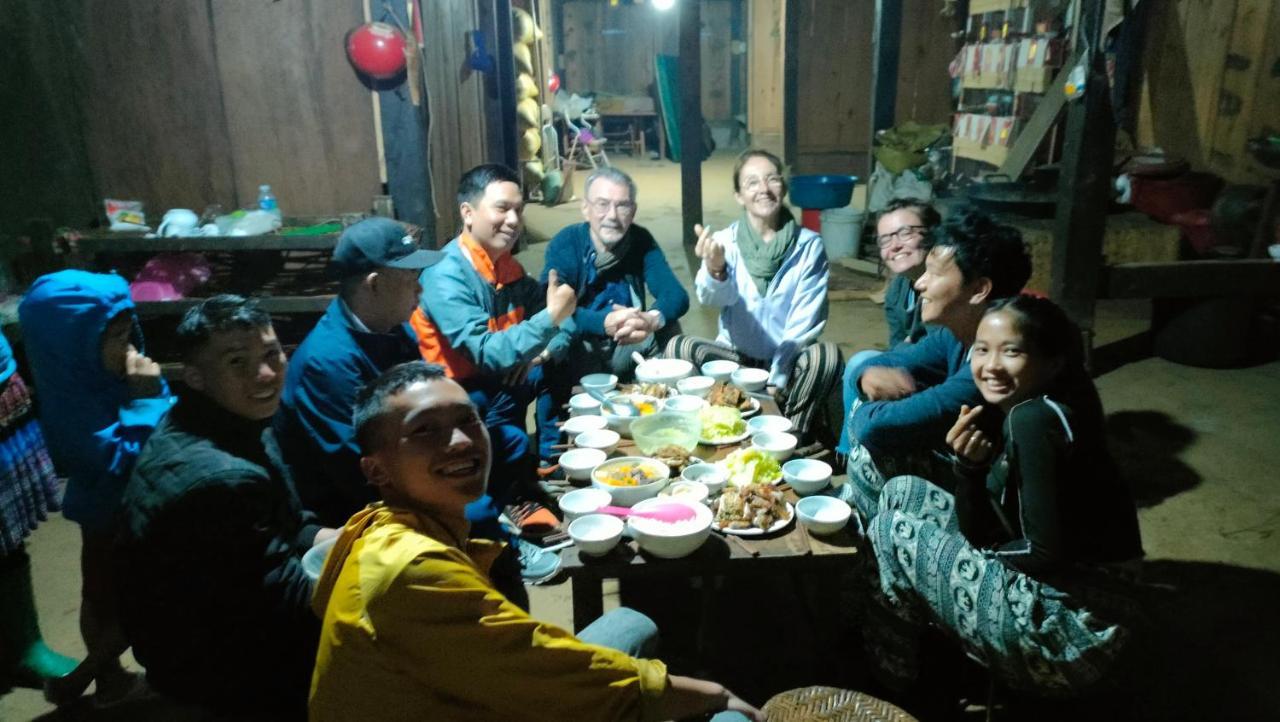 Indigenous Homestay- Trek- Food- Bus Mu Cang Chai Exterior photo